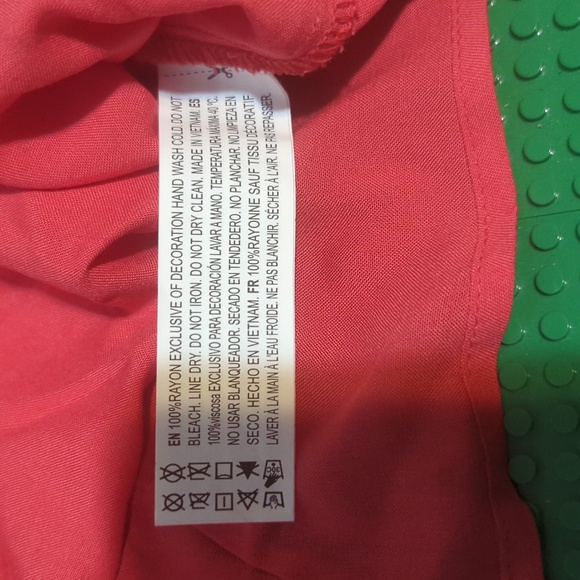 BUNDLE 4 NWTs/ NWOTs Women's crop tops and regular tops for summer, ALL Size S - Picture 7 of 13